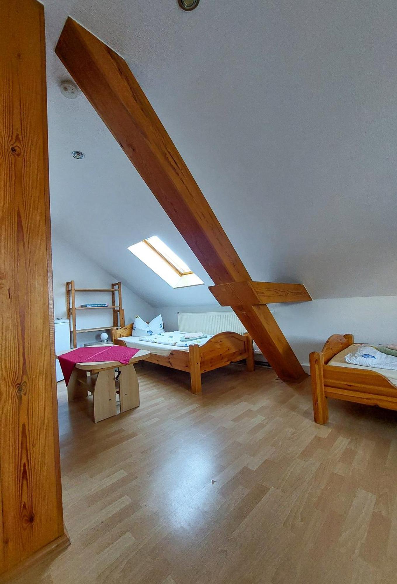 Zur Deutschen Eiche - Fruehstueckspension Und Ferienwohnungen Großschönau Zimmer foto