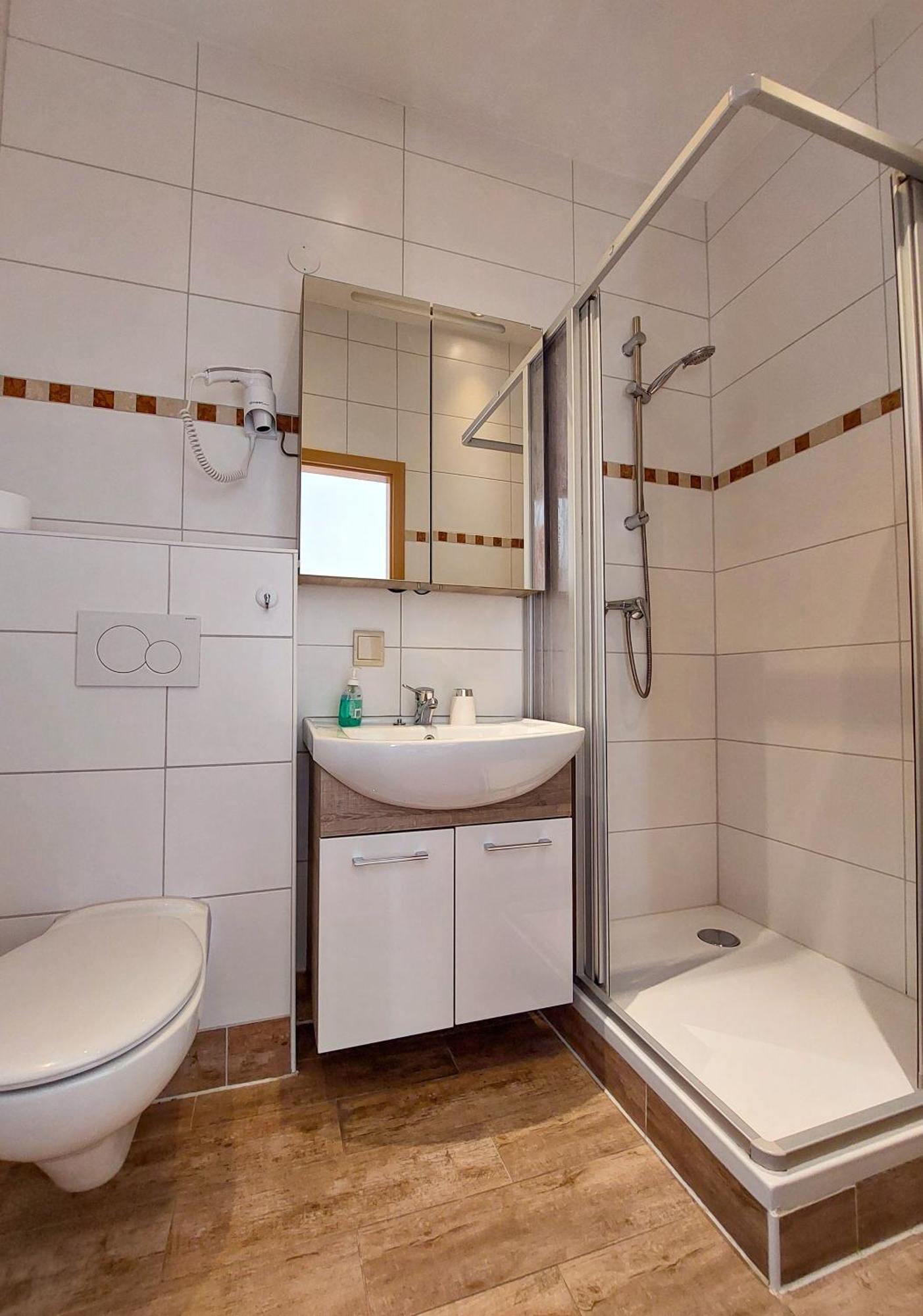 Zur Deutschen Eiche - Fruehstueckspension Und Ferienwohnungen Großschönau Zimmer foto
