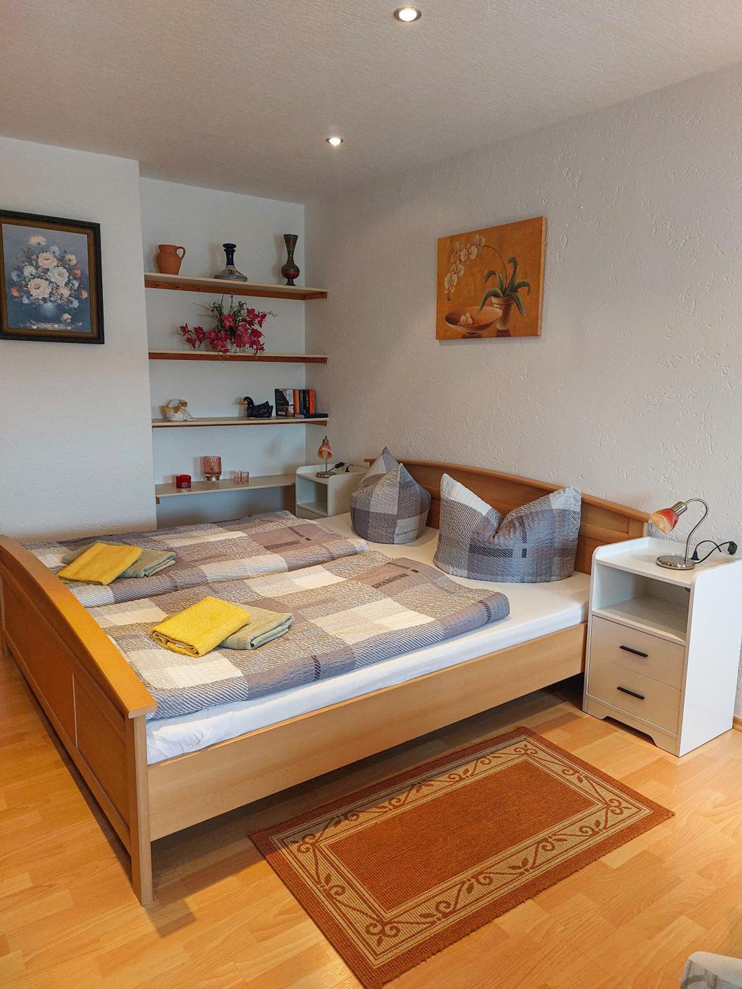 Zur Deutschen Eiche - Fruehstueckspension Und Ferienwohnungen Großschönau Zimmer foto